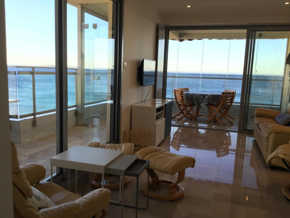 Bord De Mer - Cannes La Bocca Exteriör bild